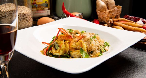 Où faire une expédition de kayak parmi les îles éloignées de la Thaïlande ?